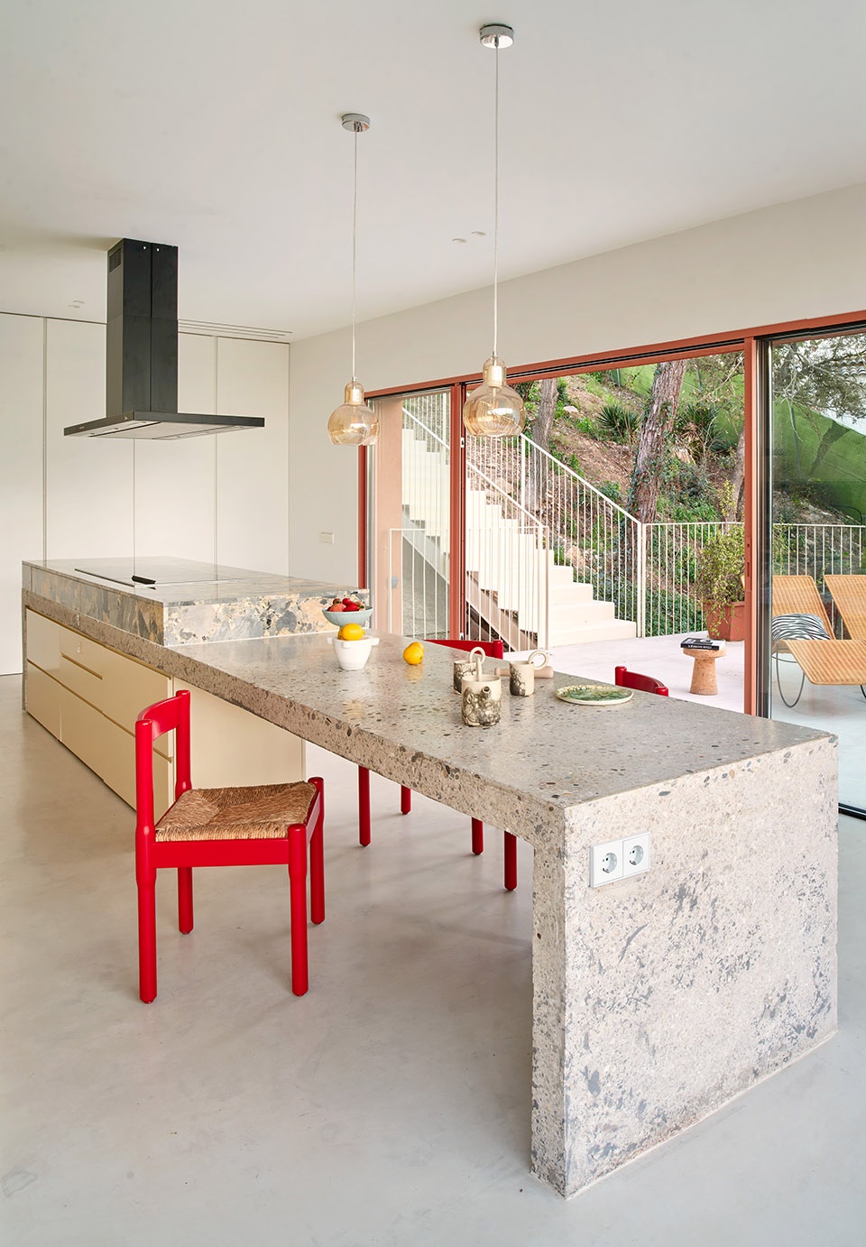 casa magarola by raul sanchez