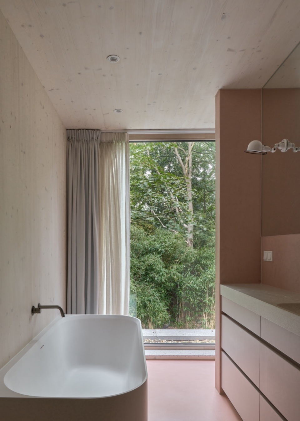 Forest House Oostvoorne by Kumiki Architecture