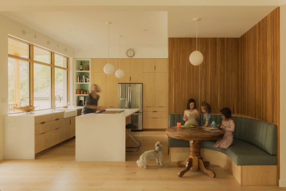 Three Peaks by Twobytwo Architecture Studio oub