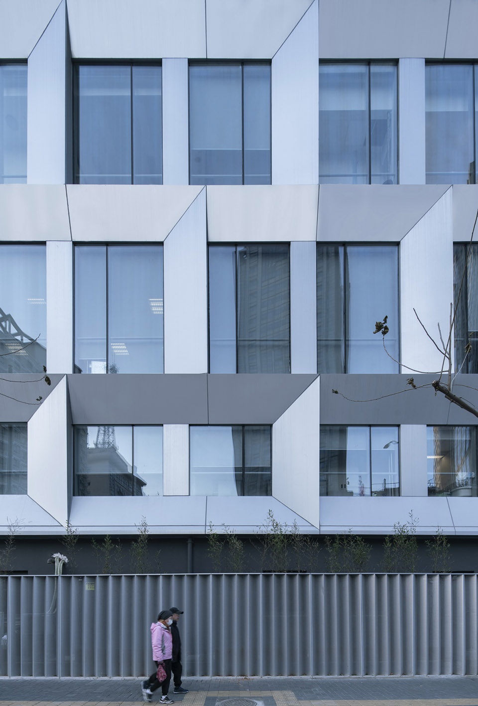kms technology center by atelier archmixing