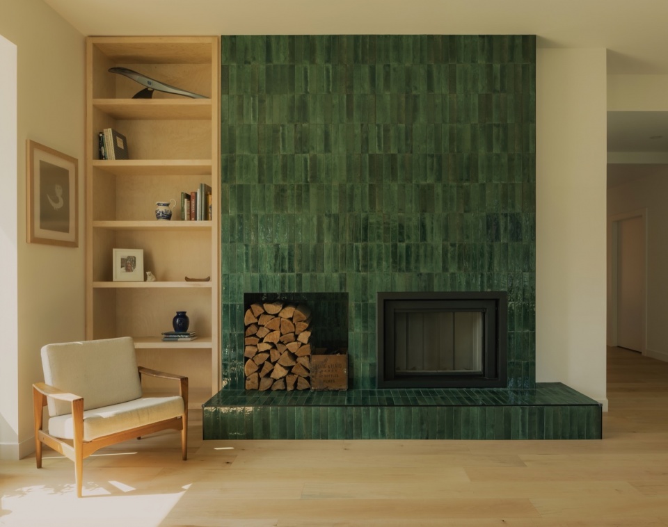 Three Peaks by Twobytwo Architecture Studio