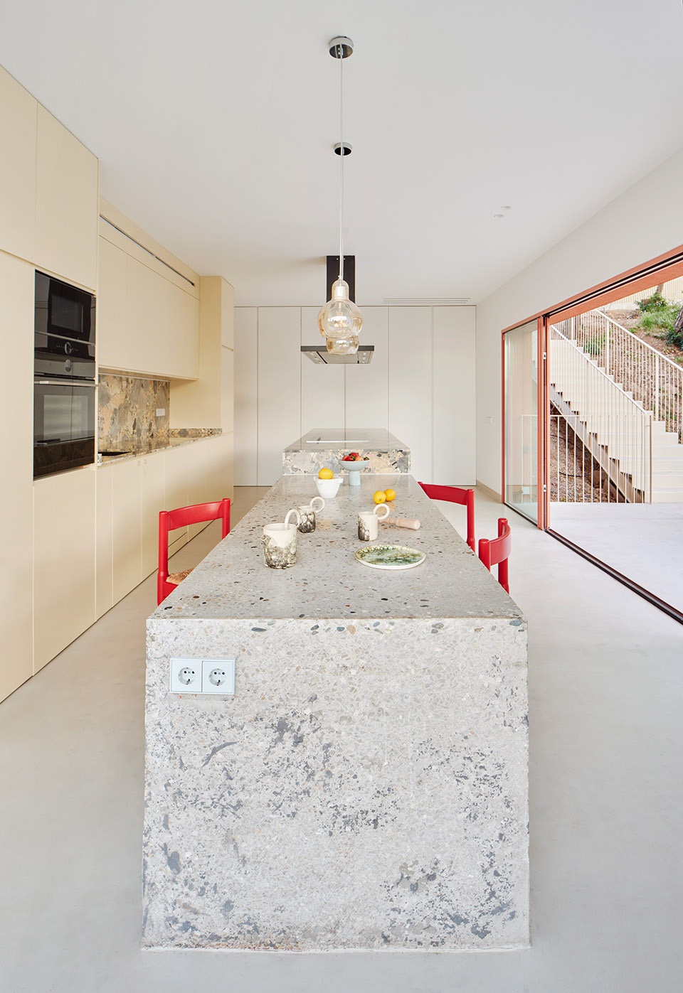 casa magarola by raul sanchez