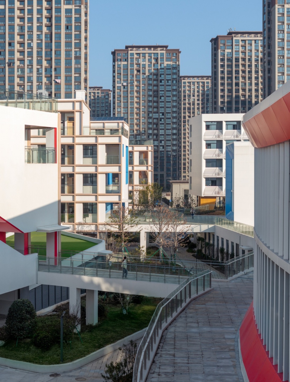 Quzhou No 6 Experimental School by LYCS Architecture Work