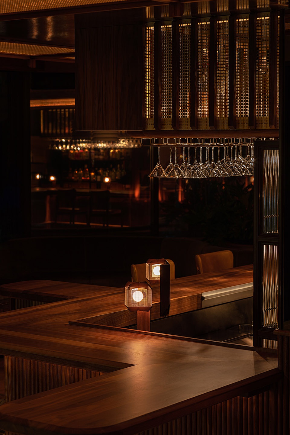 hilton doubletree fb spaces by atelier zebulon perron
