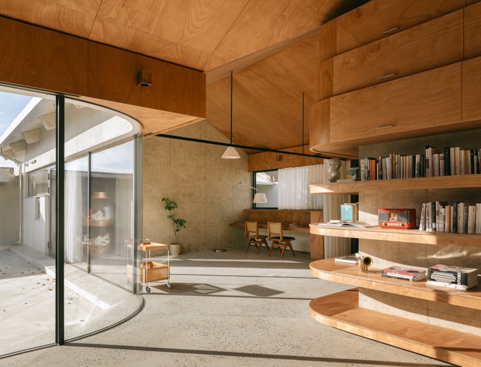 House of Cross by chaoffice