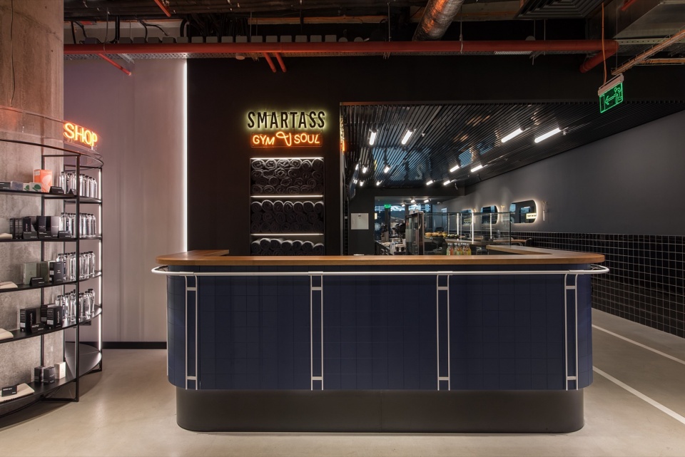 Smartass Gym Soul Smartass design studio