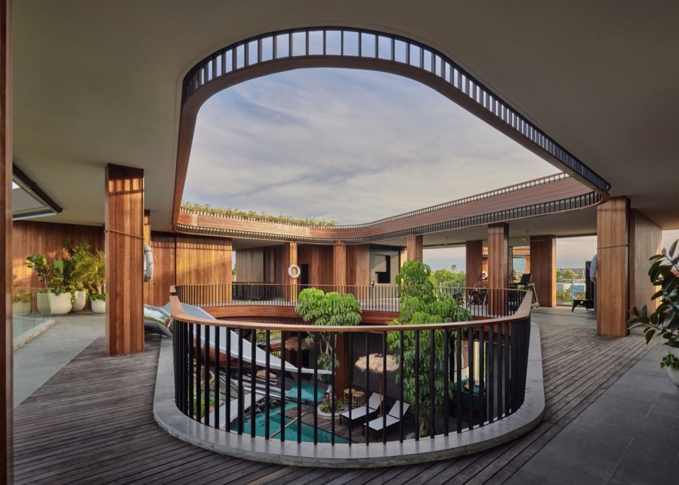 Akashi Residence by Alexis Dornier