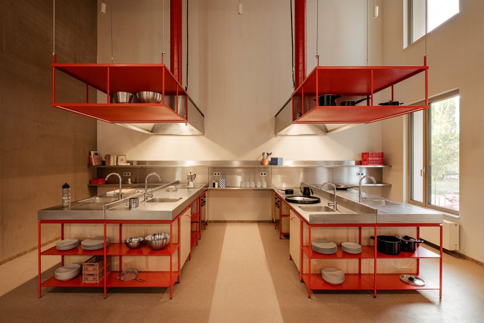 student housing no 7 by projekt praga