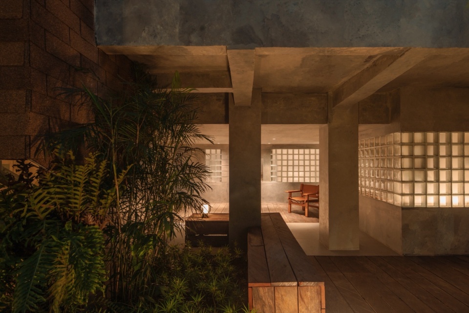 Attic Above Garden by RAD ar