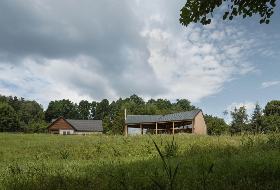 Weekend House in Bohemian Paradise by NEW HOW architects