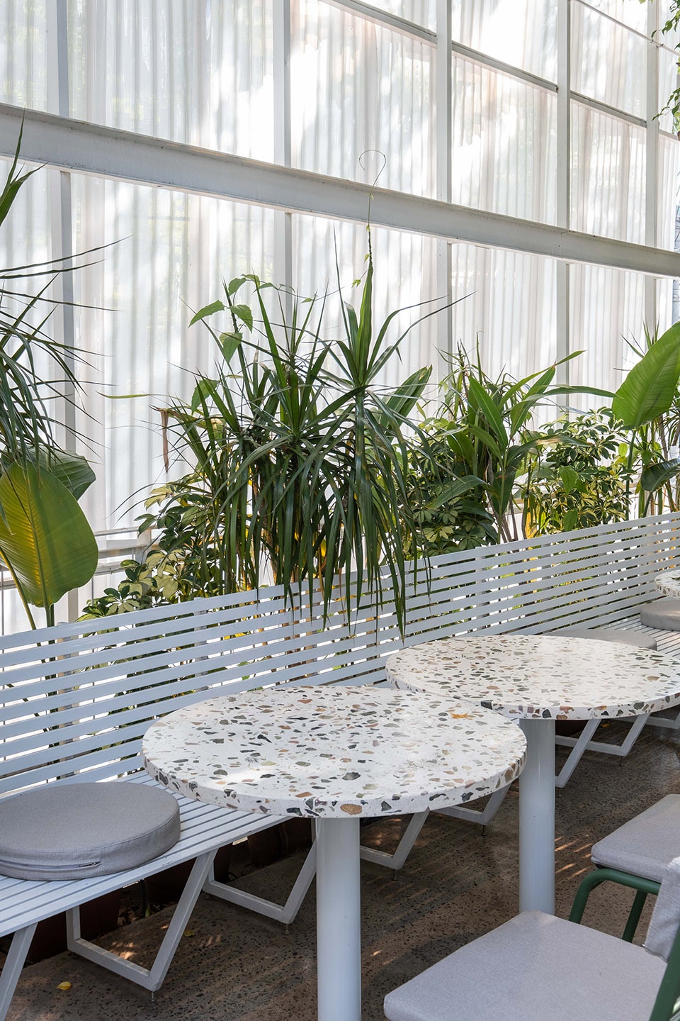 aire libre by hitzig militello arquitectos