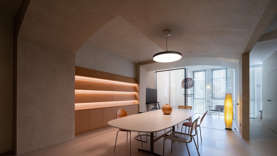 mitr headquarter home studio for dressmaker by phtaa living design