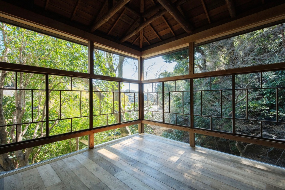 Atelier in Kamakura by YUJI OKITSU