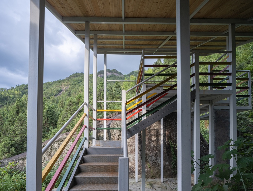 linear steel pavilion group in baishuidong by youtian architects