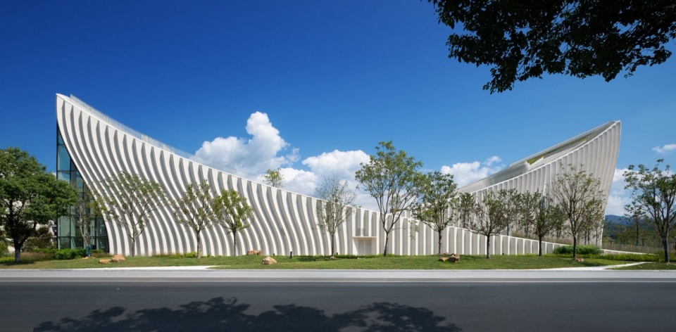 Sunner Museum by Atelier Alter Architects