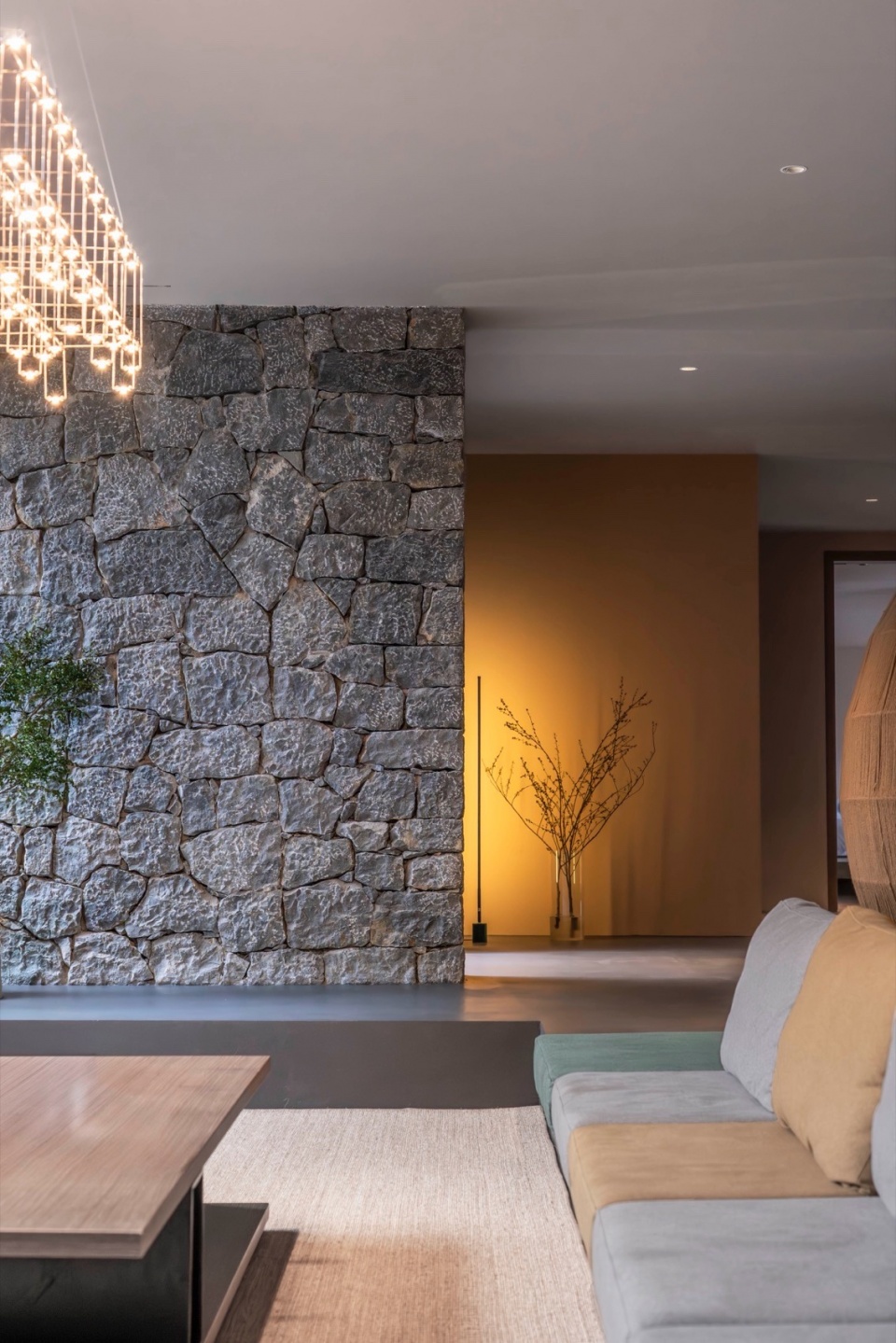CASA NGULUKO Lijiang by Li Xiaodong Atelier