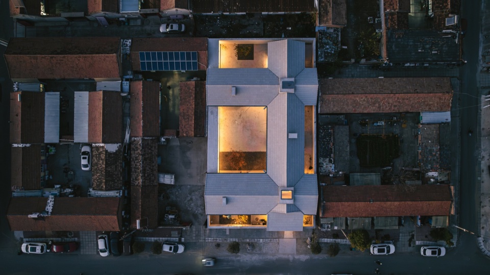 House of Cross by chaoffice