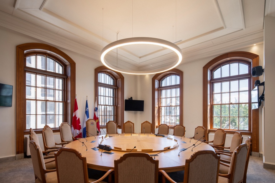 the montreal city hall by beaupre michaud et associes architectes mu architecture