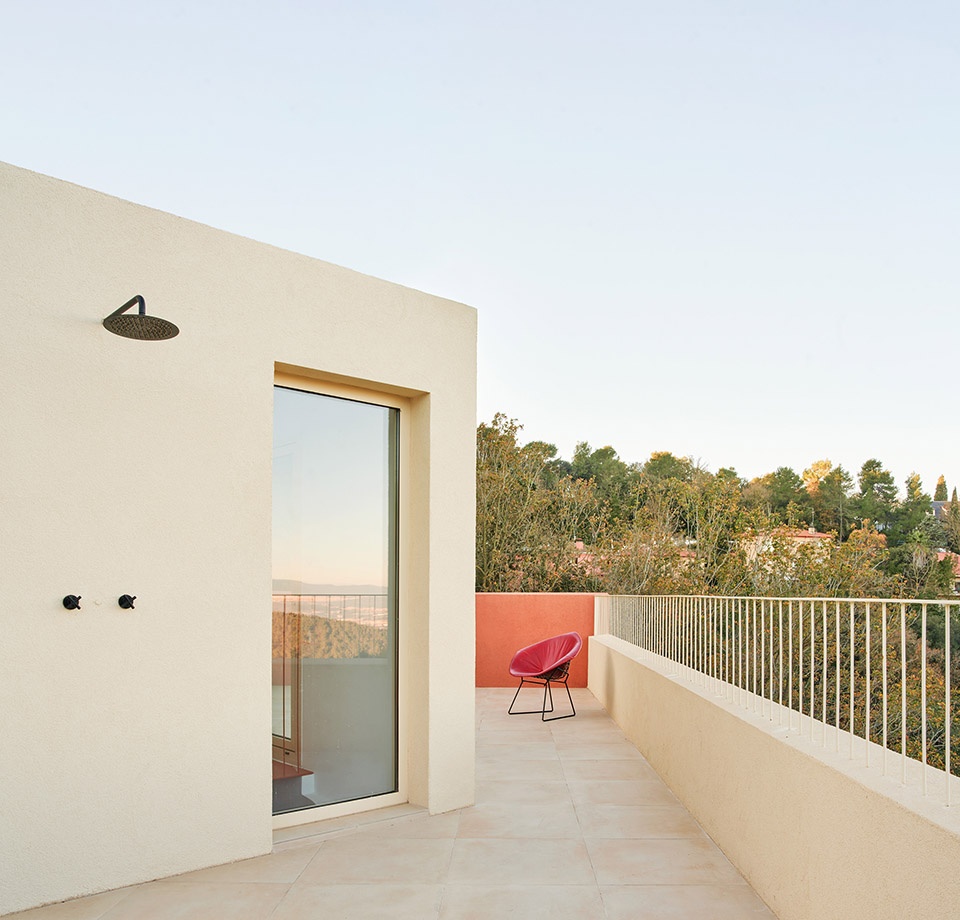 casa magarola by raul sanchez