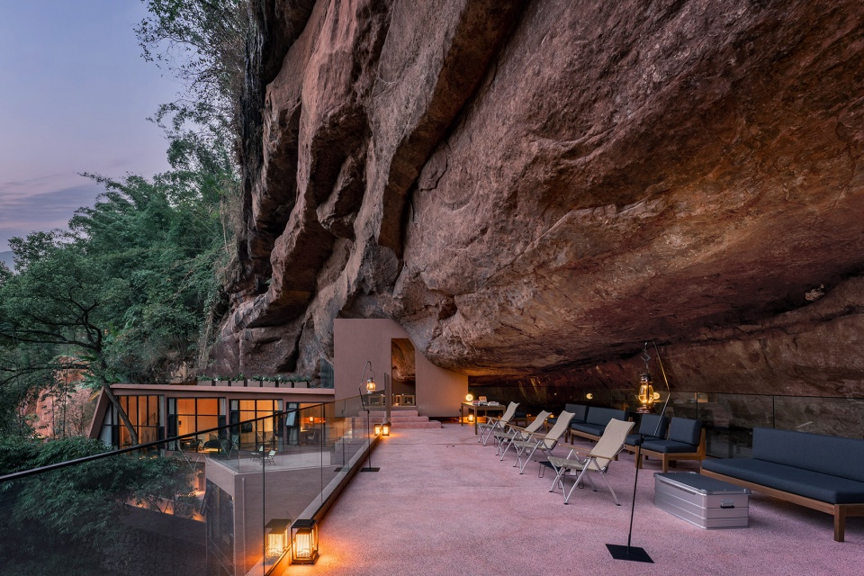 shanlu cave hotel by poetic design office of sp space