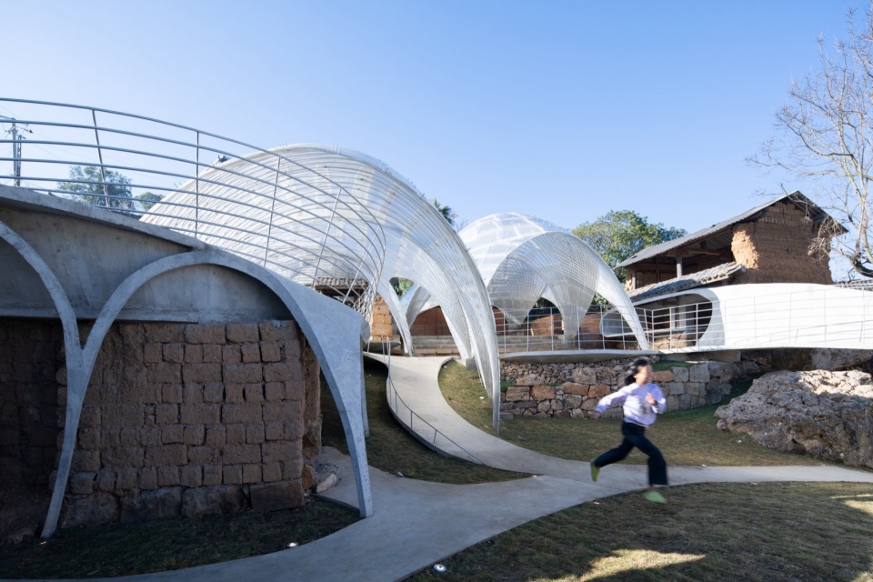 White Cloudy Village Cultural Center