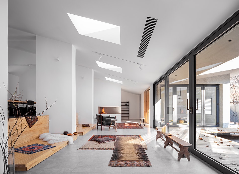 the roof house beijing by guo ban er