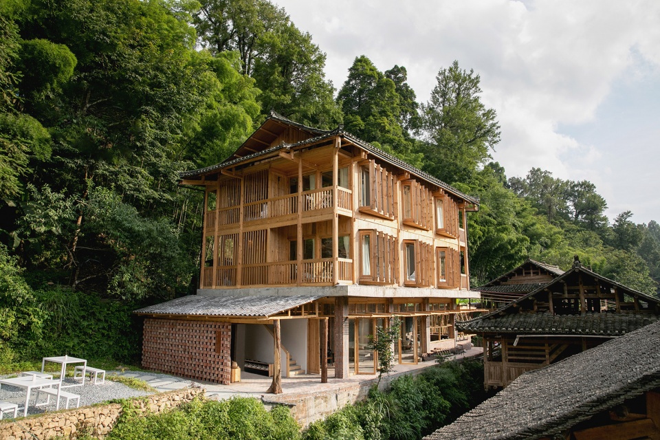 the well house china by atlas