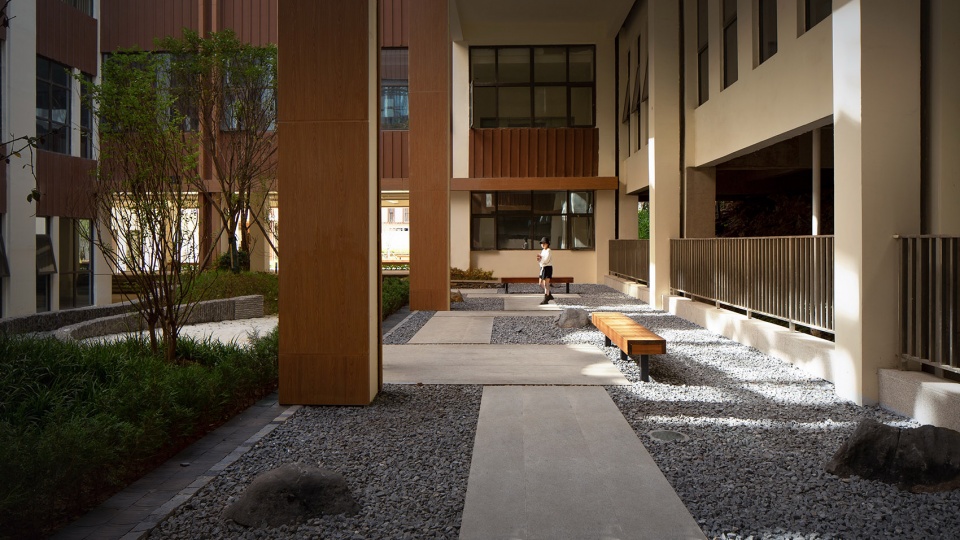Panzhou Traditional Chinese Medicine Hospital Landscape Design Mind Studio