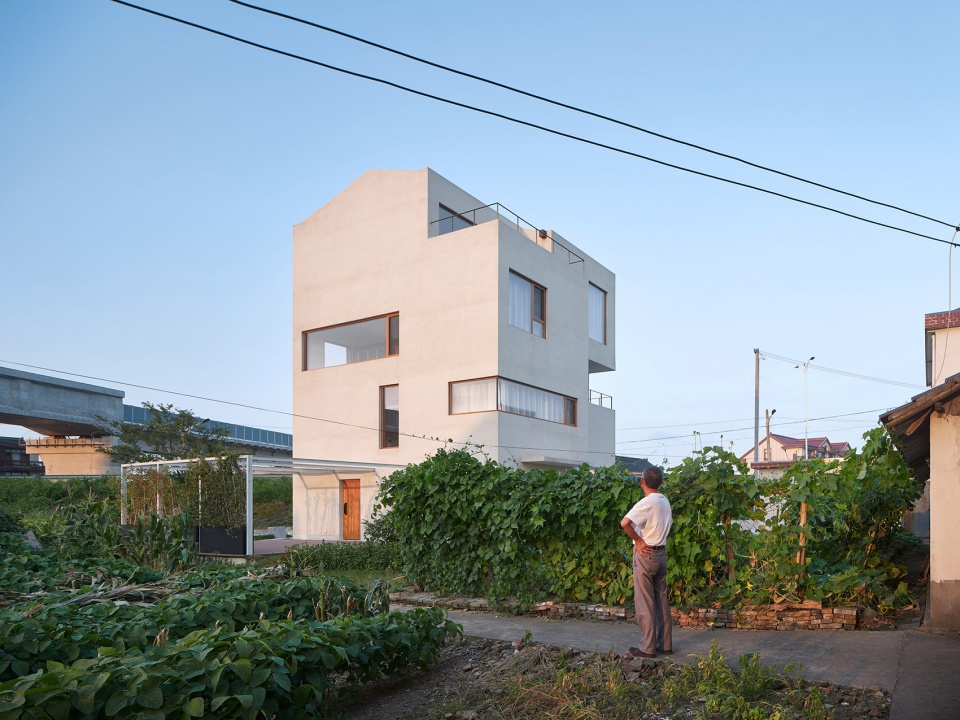 crossing house by lm design lab