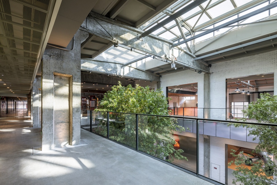 CHANGTUO 1958 Workshop 3 Renovation UV Architecture