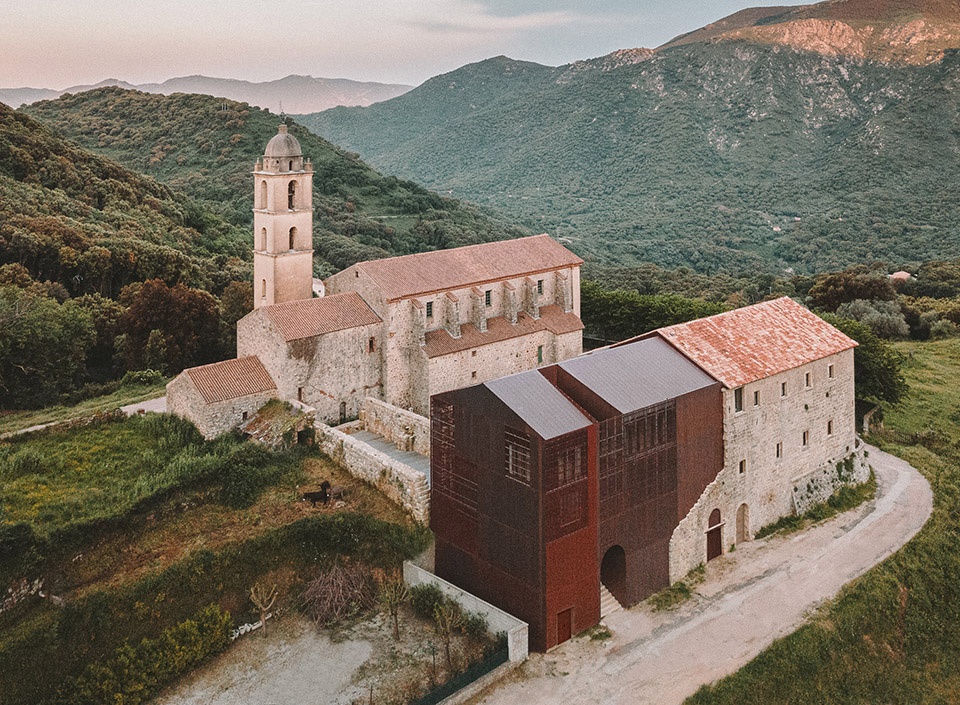 Convent Saint Francois AMELIA TAVELLA ARCHITECTS