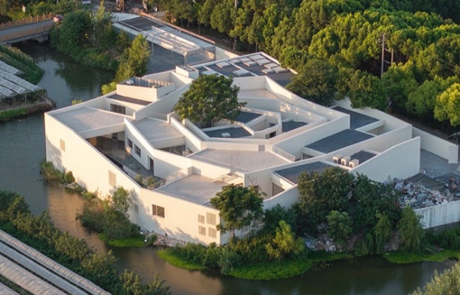 Su Yuan, House and Garden by Atelier Deshaus