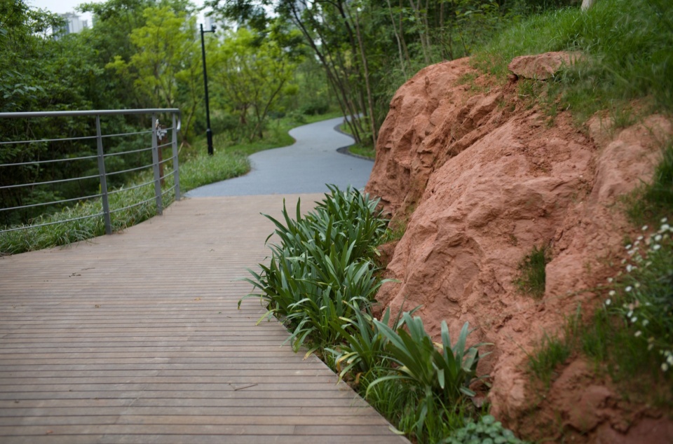 Green Field Park by Sichuan Ledao Landscape Design Co Ltd