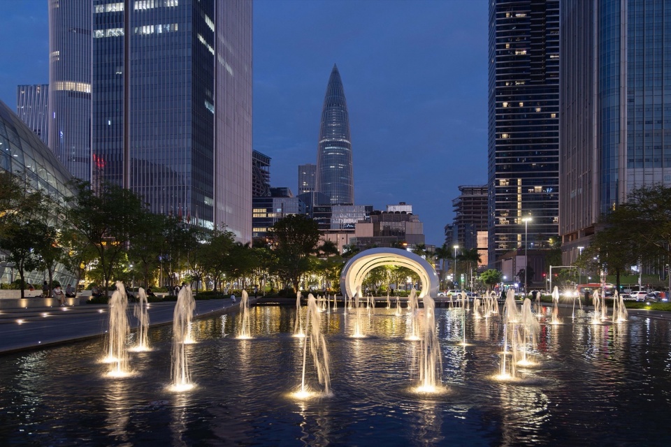 Public Water Pool Renovation in Shenzhen Nanshan Commercial and Cultural Center District by eLandscript Studio