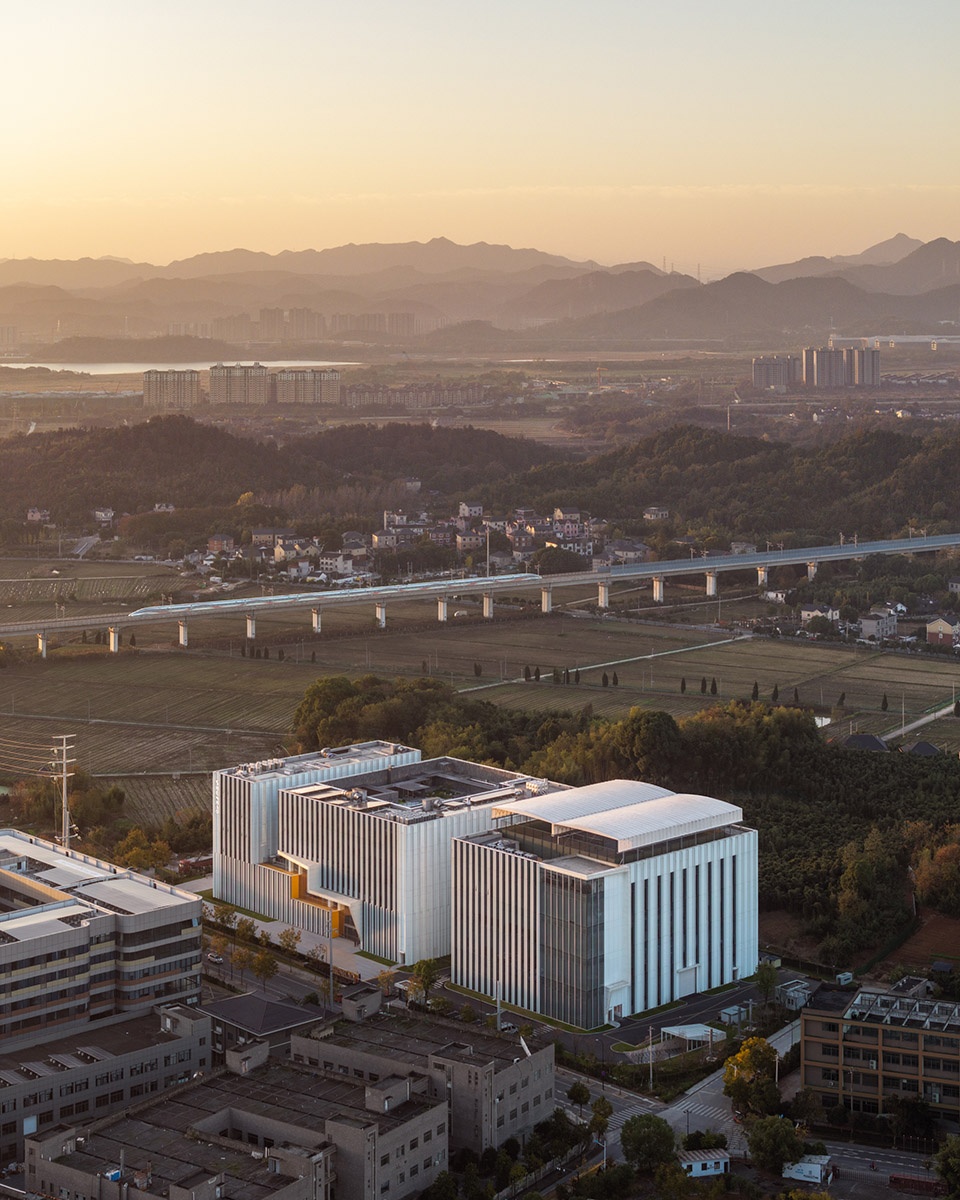 shenhao technology headquarters office by yuzo design