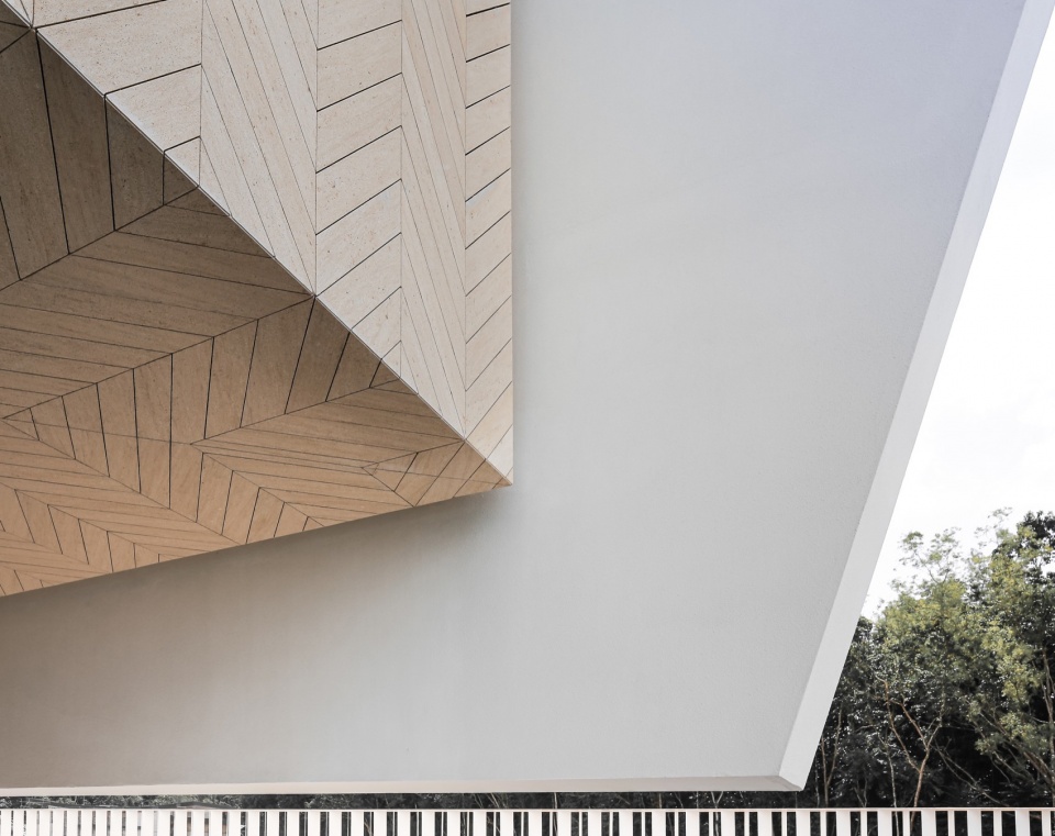 Embassy of the State of Kuwait by Architectkidd