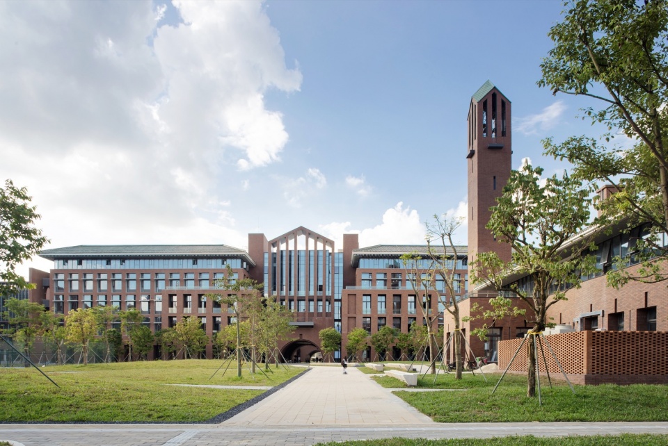 Guangzhou International Campus South China University of Technology by Architectural Design and Research Institute of SCUT Co Ltd