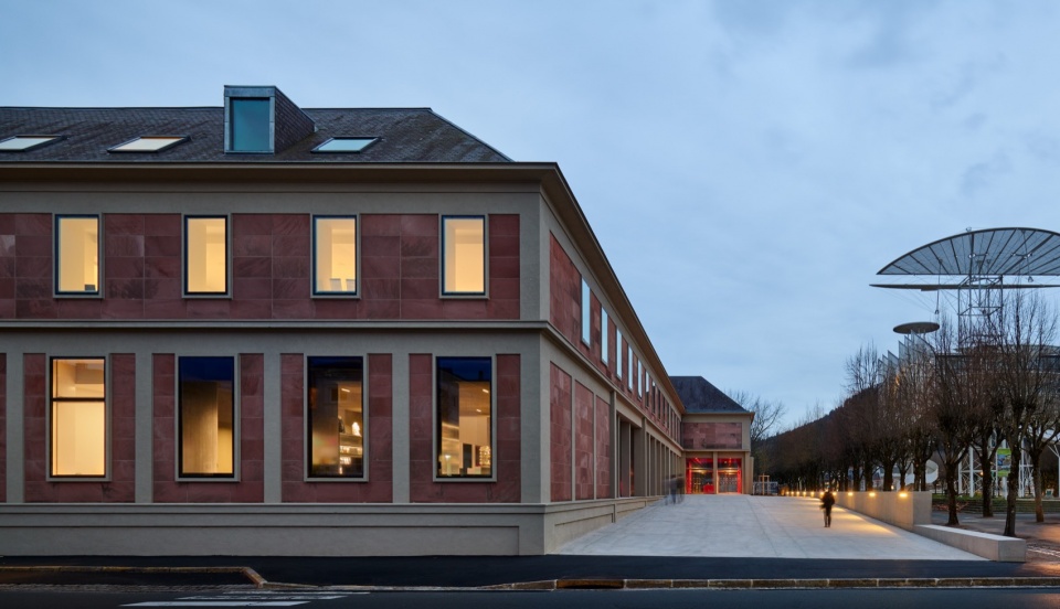 La Boussole Centre for Culture and Tourism by Dominique Coulon and Associes