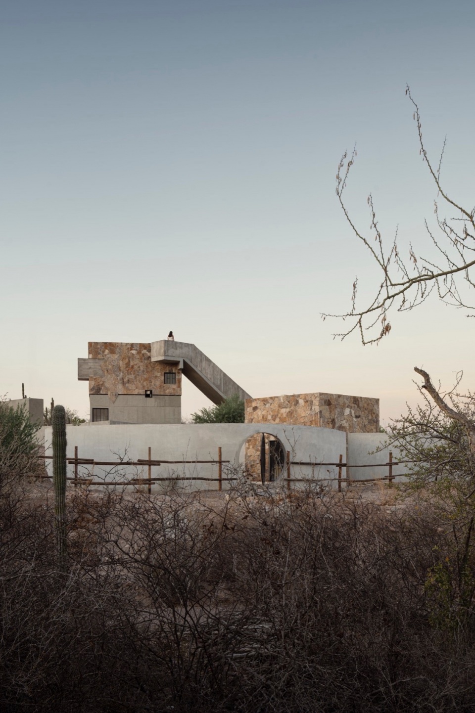 The Casa LaPaz by Ludwig Godefroy Architecture