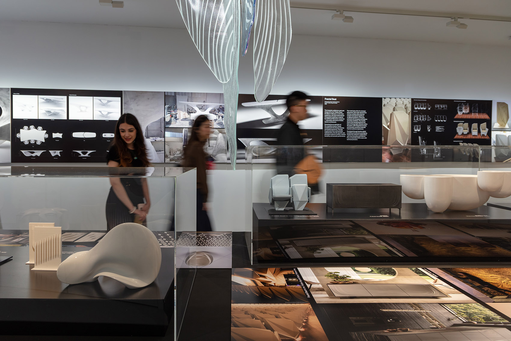 ‘Function Through Form’ Furniture Designs by Zaha Hadid Architects - 谷德设计网