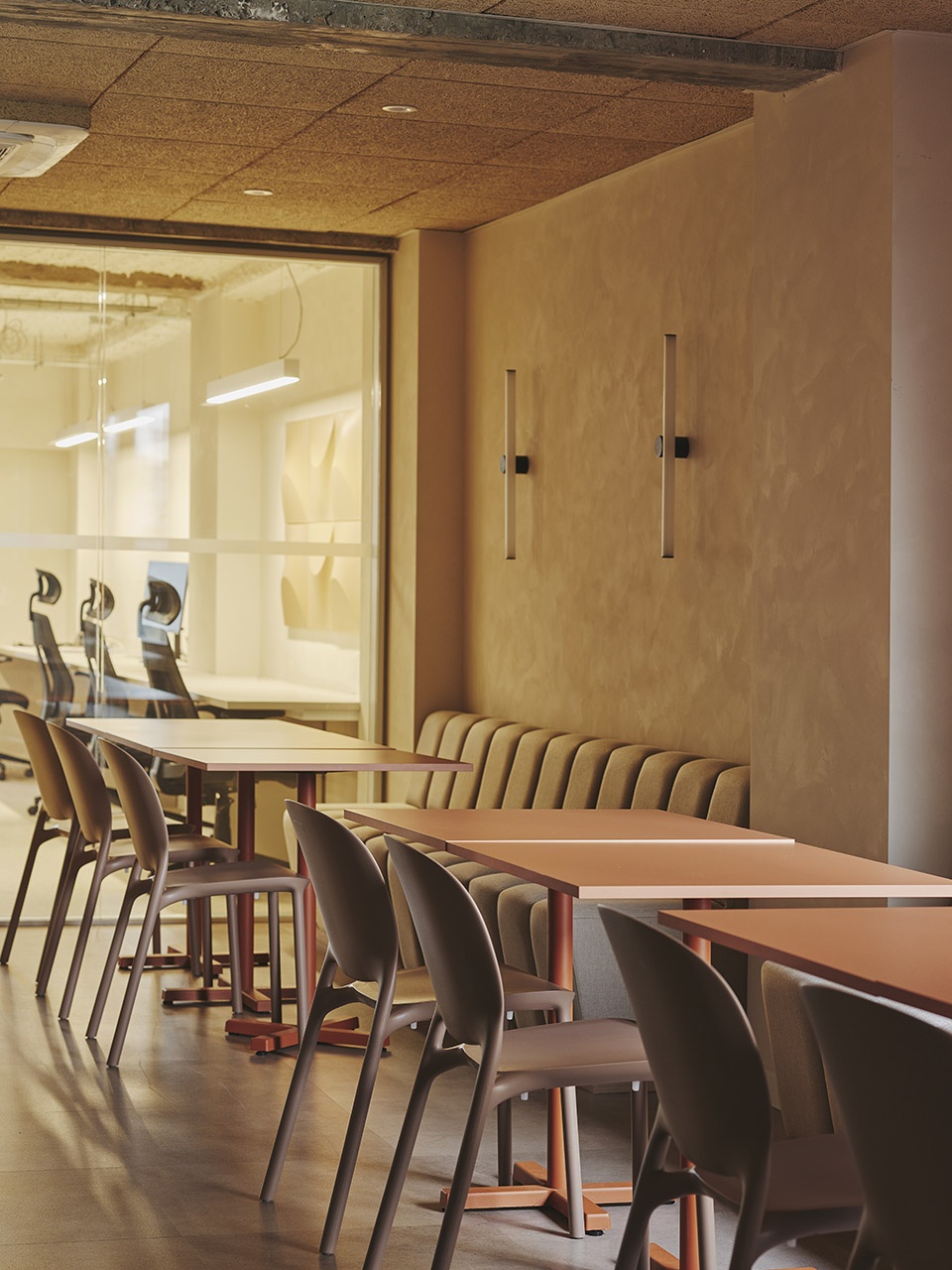 prosolia headquarters by destudio