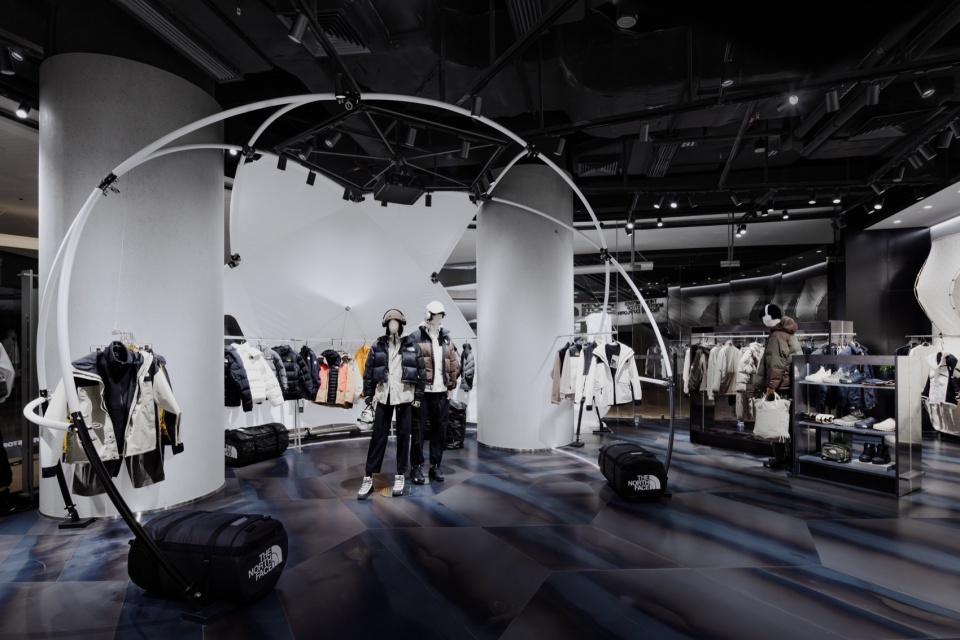 THE NORTH FACE URBAN EXPLORATION by kooo architects