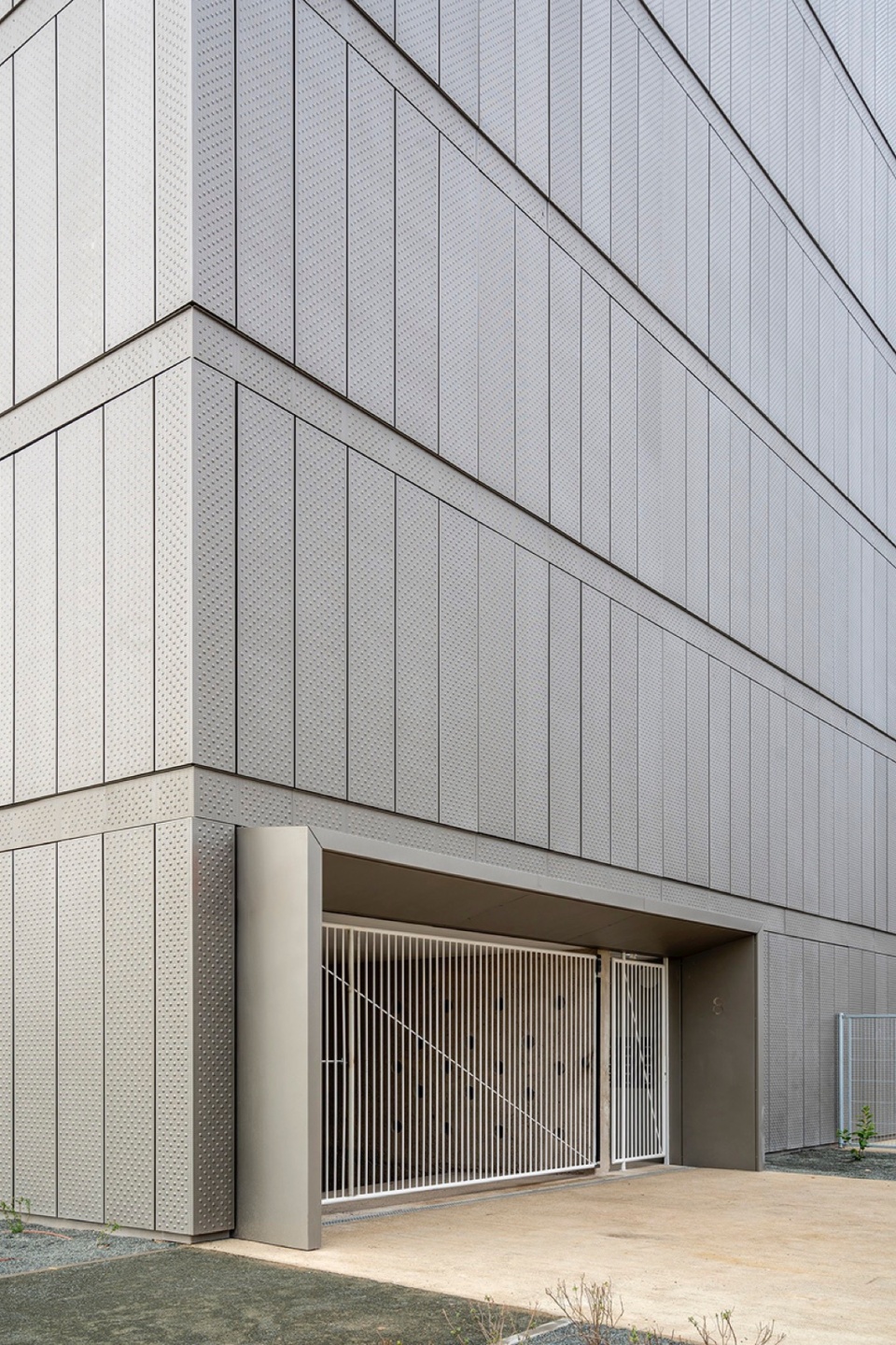 AZUCARERA HOUSING by FRPO Rodriguez Oriol