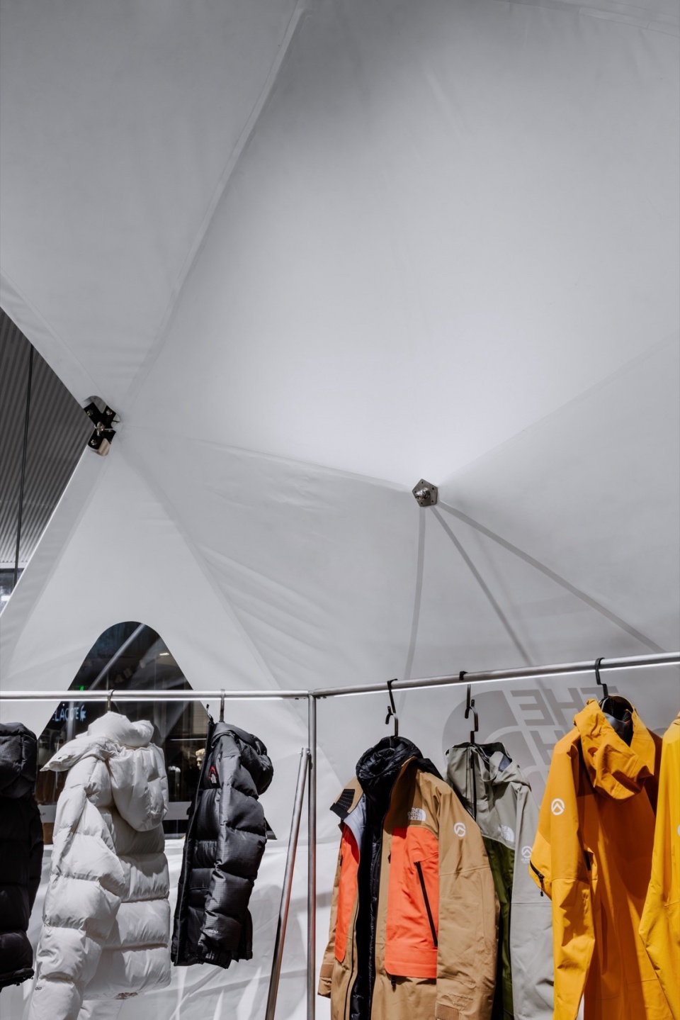 THE NORTH FACE URBAN EXPLORATION by kooo architects