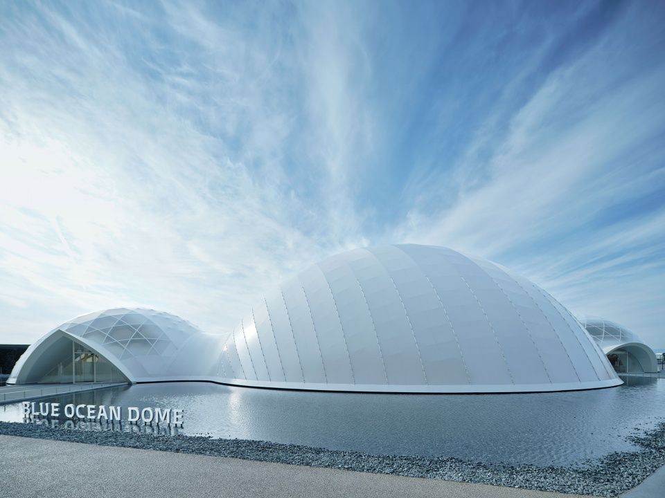 blue ocean dome by shigeru ban architects
