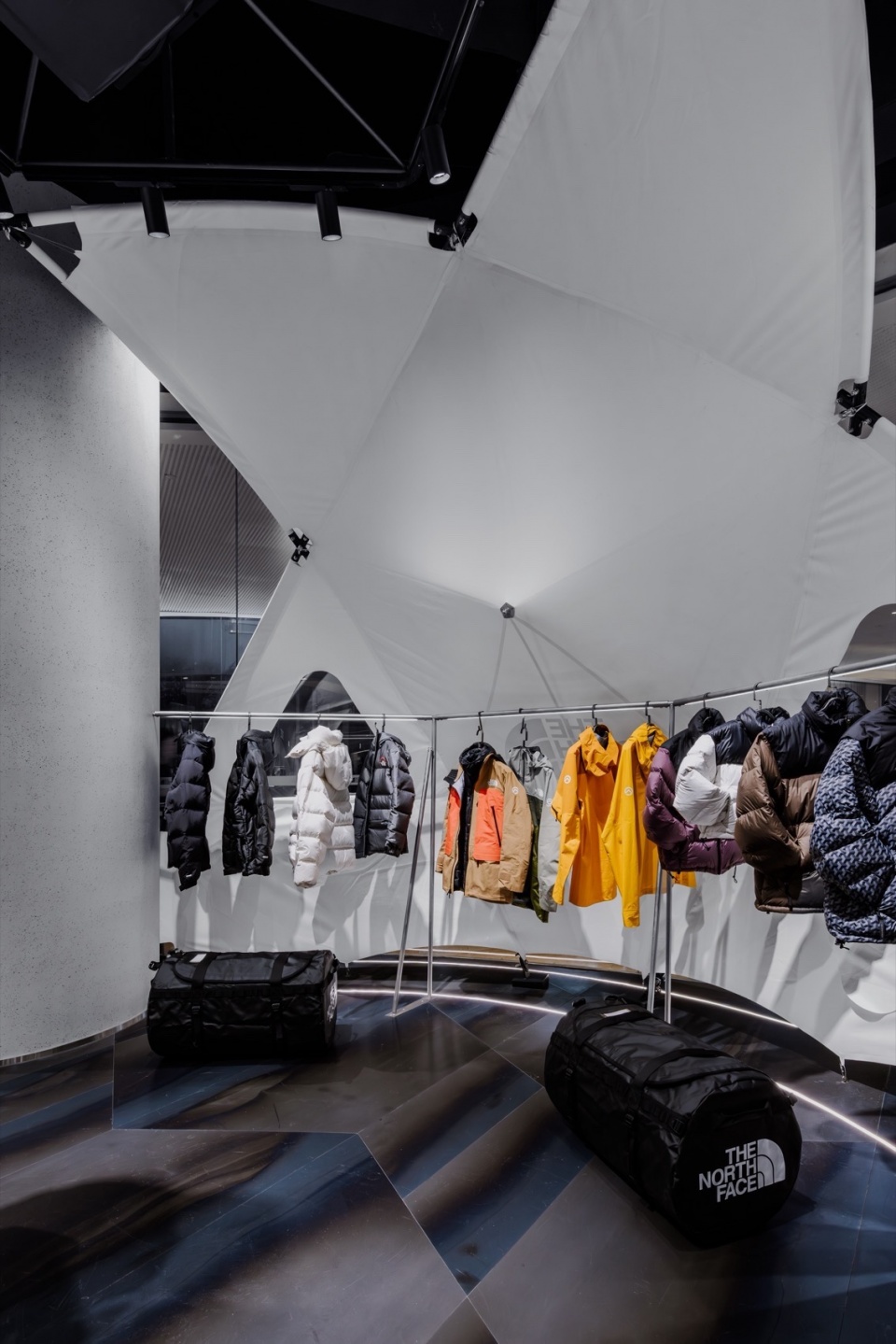 THE NORTH FACE URBAN EXPLORATION by kooo architects