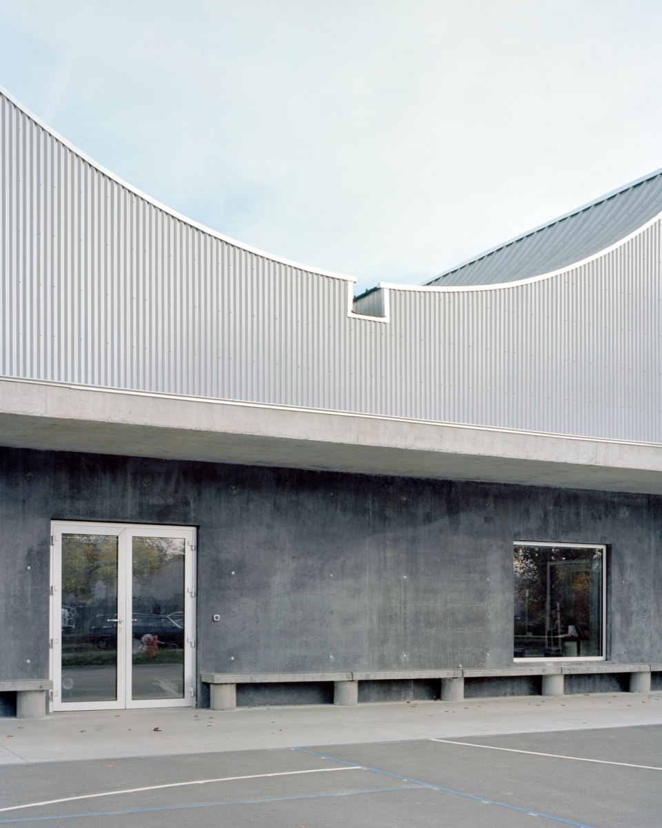 Templeuve School by CENTRAL
