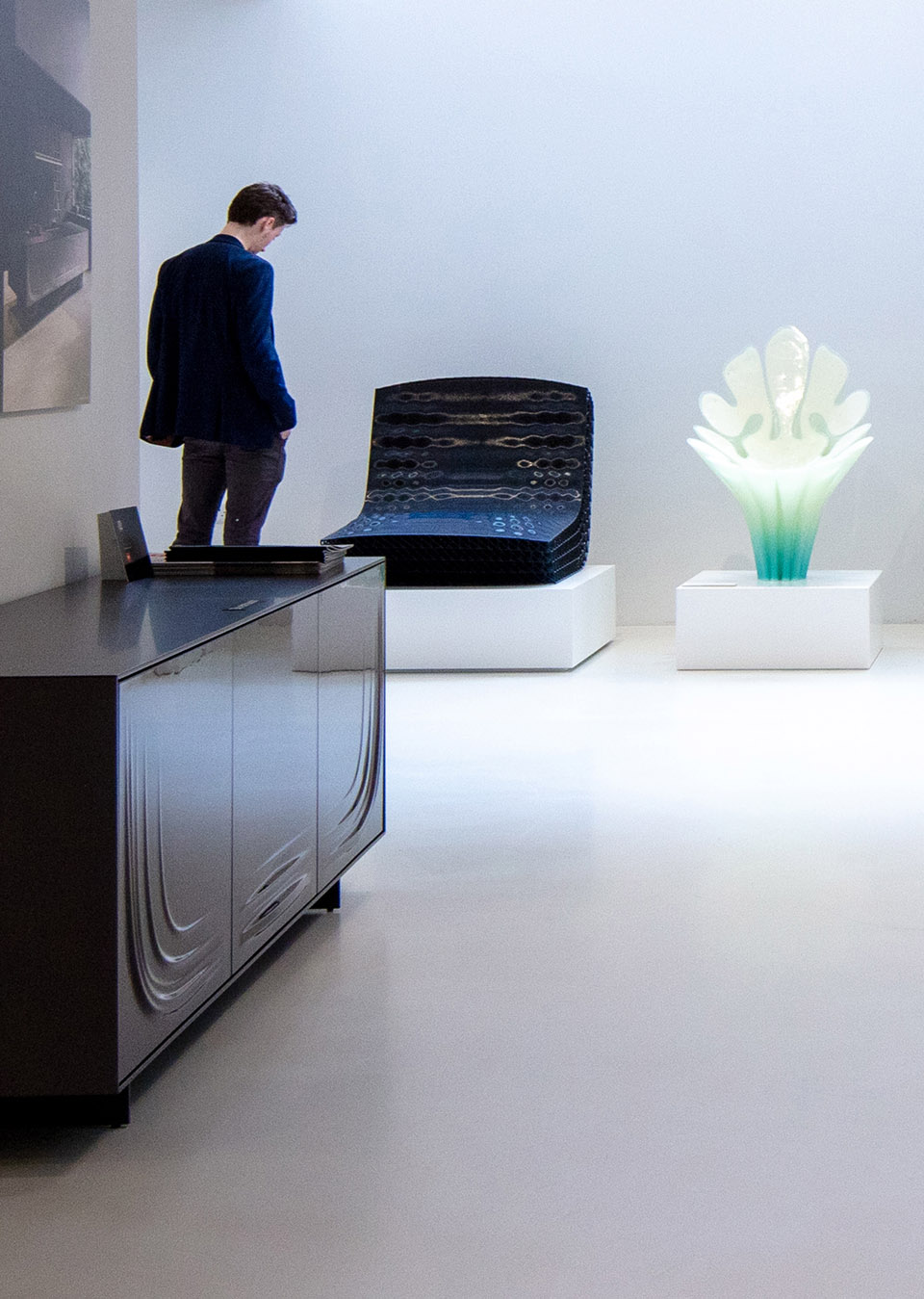 ‘Function Through Form’ Furniture Designs by Zaha Hadid Architects - 谷德设计网