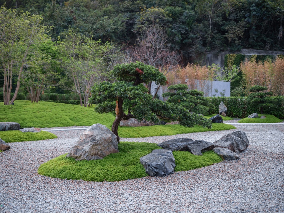 sanya aranya courtyard of ninefold mountains by yoshiki toda landscape