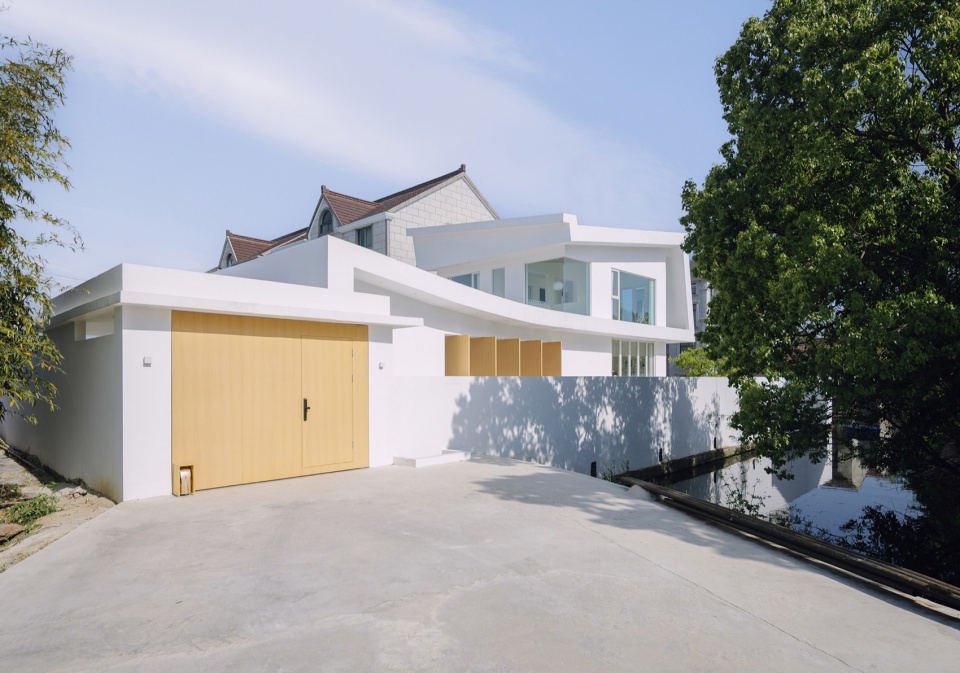 Q house by Yuanxiuwan Architect Associates